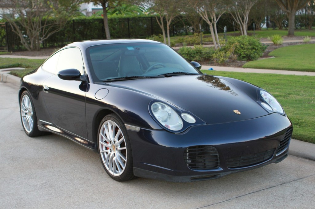 2003 Porsche 911 Carrera 4S Coupe&nbsp;6-Speed