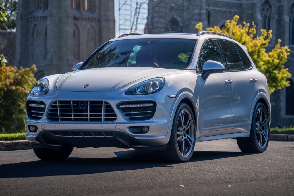 27k-Mile 2014 Porsche Cayenne GTS at No&nbsp;Reserve