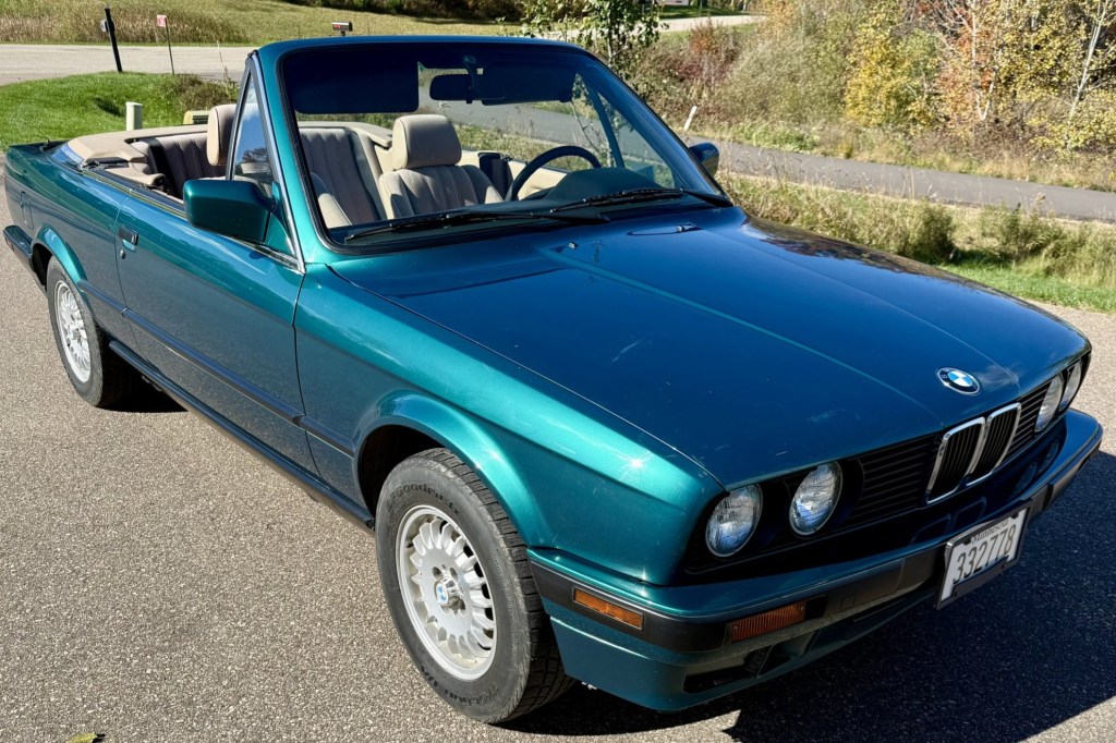1991 BMW 318i Convertible 5-Speed at No&nbsp;Reserve