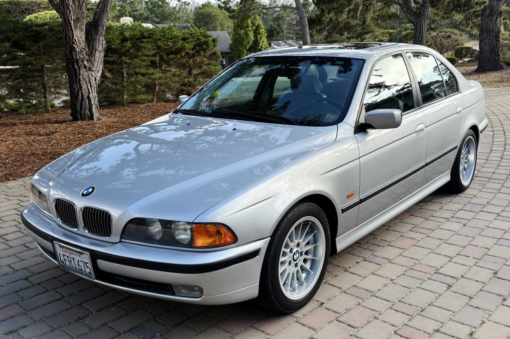 1999 BMW 540i Sport 6-Speed at No&nbsp;Reserve
