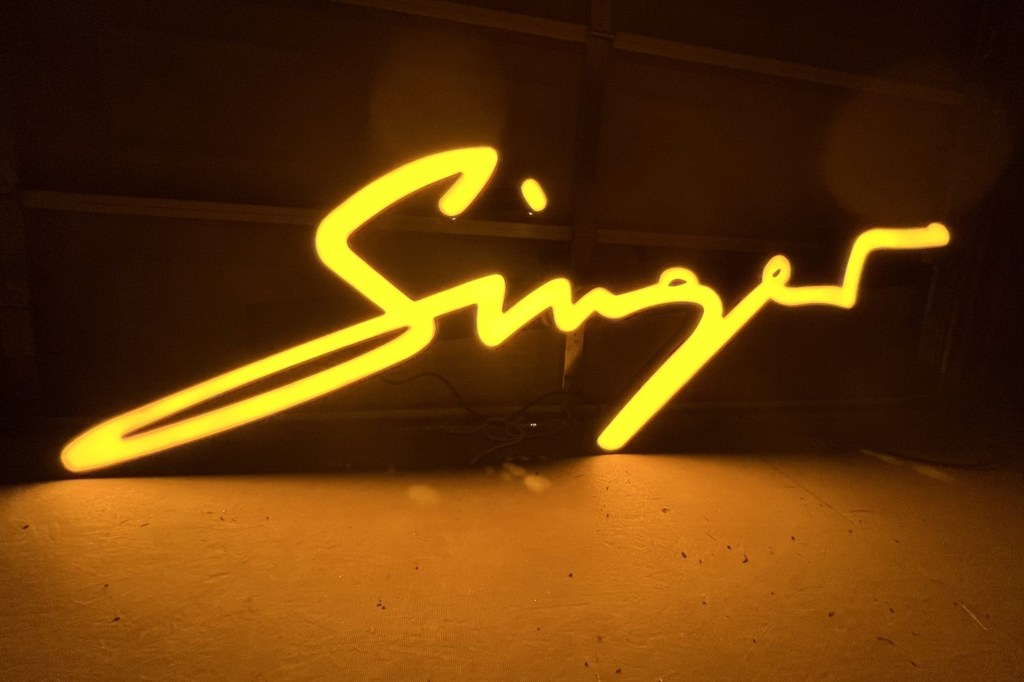 Illuminated Singer Sign at No&nbsp;Reserve